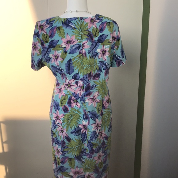 Vintage 1980s 1990s Tropical Pink and Blue Floral Midi Dress - Picture 2 of 6